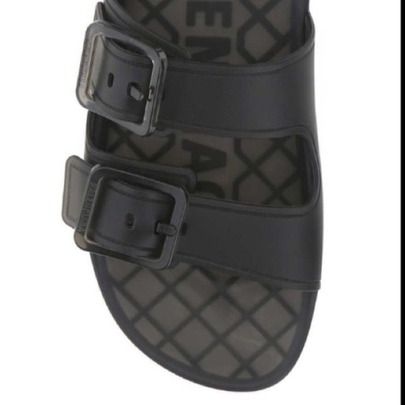 Balenciaga Slides - Picture 7 of 8